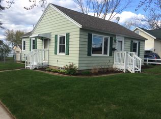 2002 Hogeboom Ave, Eau Claire, WI 54701