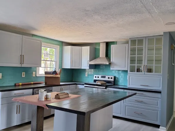 9600 Running Creek Rd, Glen Allen, VA 23060