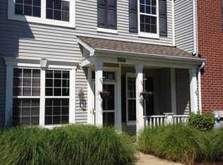 266 Springbrook Trl S, Oswego, IL 60543