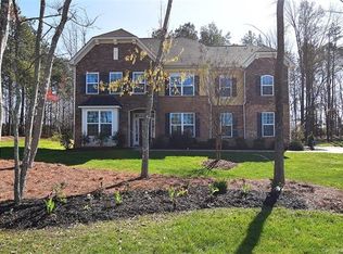 2515 Hamlet Ct, Matthews, NC 28105