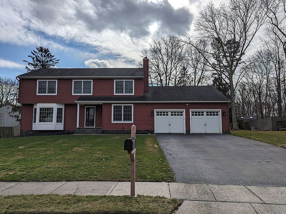 2nd image of 794 High Meadow Dr
