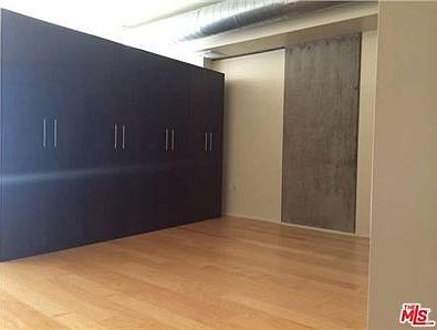 3rd image of 1100 S Hope St APT 607