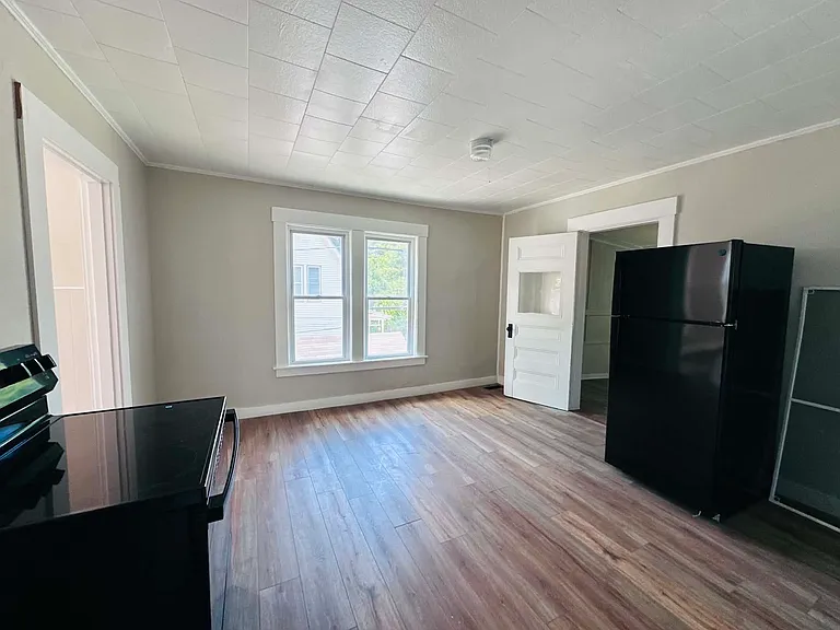 20 Terrace Rd #2 — Photo 3