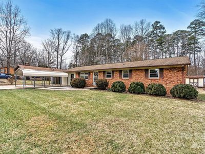 1665 26th St NE, Hickory, NC, 28601