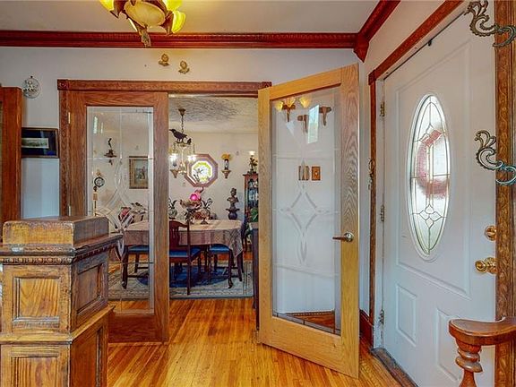 3rd image of 307 72nd St