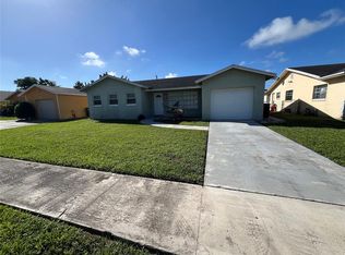 9302 SW 1st Pl, Boca Raton, FL 33428