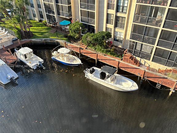2nd image of 21 Royal Palm Way #5060