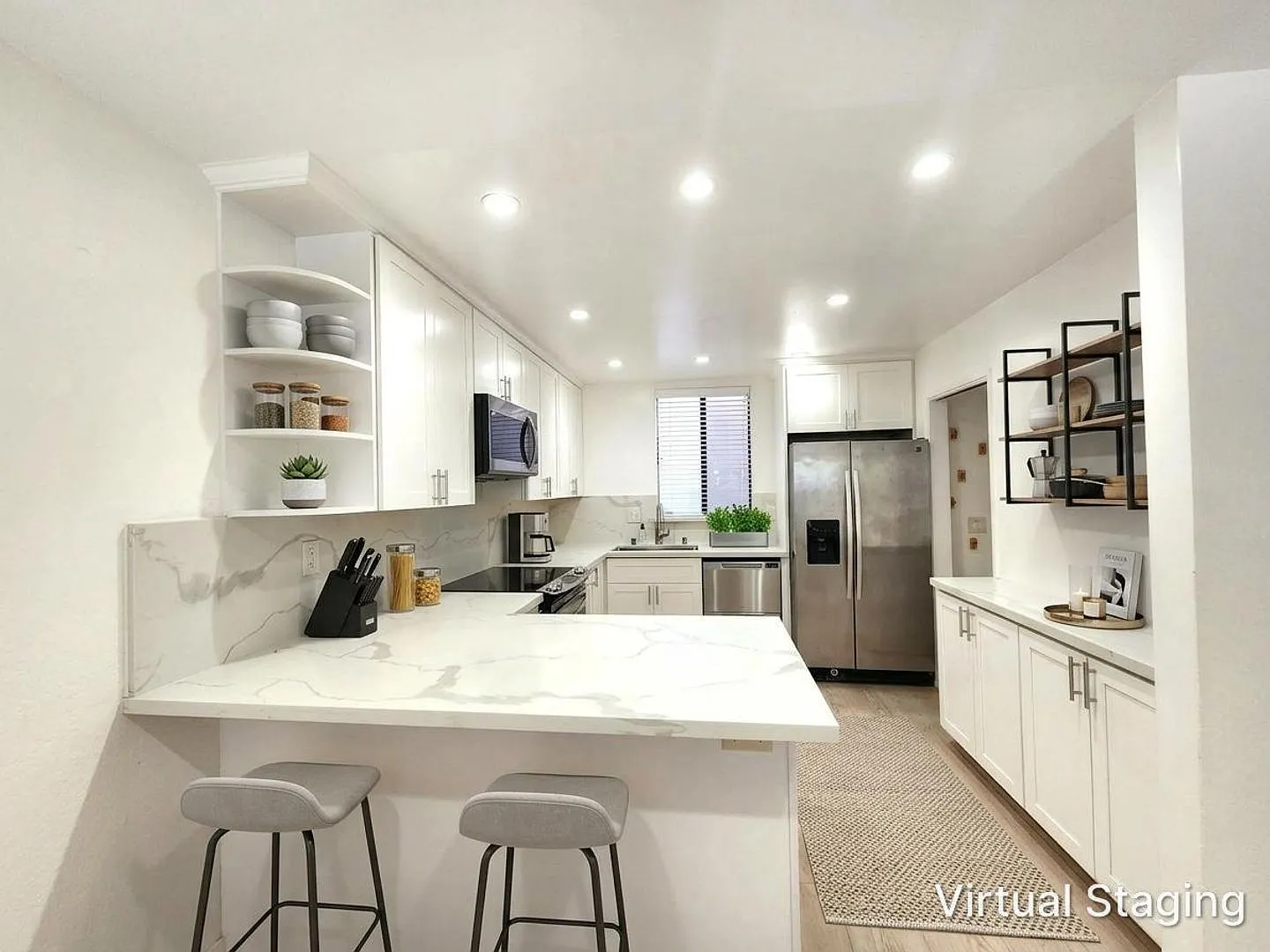 Burlingame townhouse — Photo 3