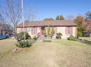 824 Contrell Ct, Chesapeake, VA 23320