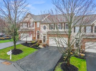 210 Maple Ridge Dr, Canonsburg, PA 15317