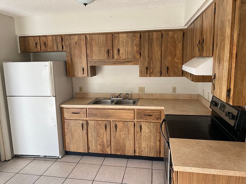 1st image of 330 Country Lane Dr Unit 330