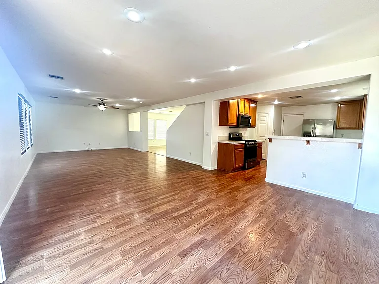 560 Playa Linda Pl — Photo 8