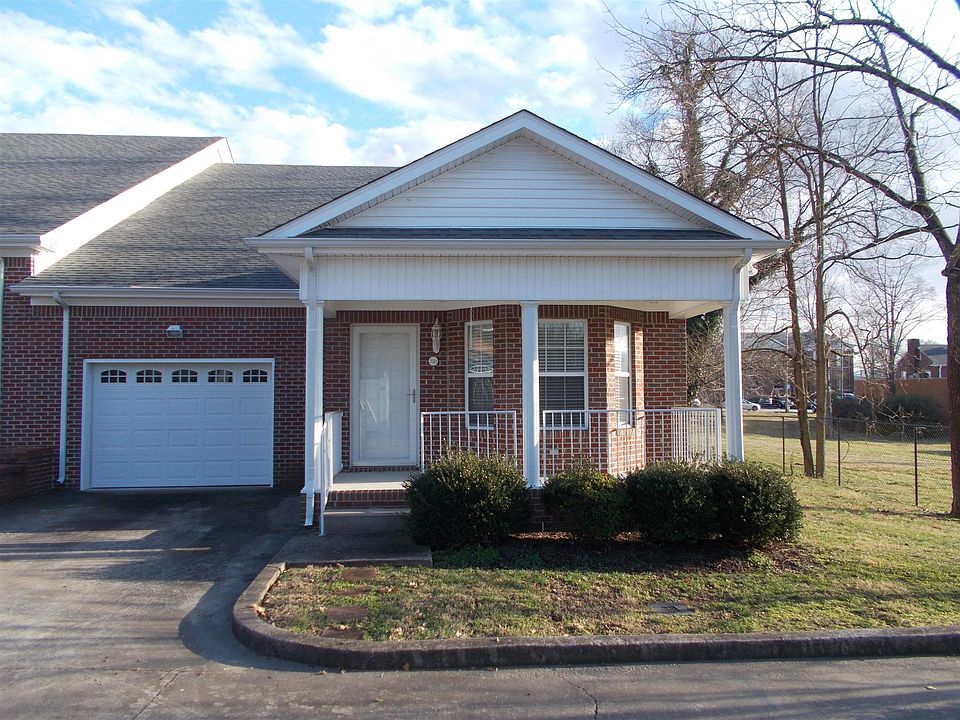 1st image of 2321 Oak St