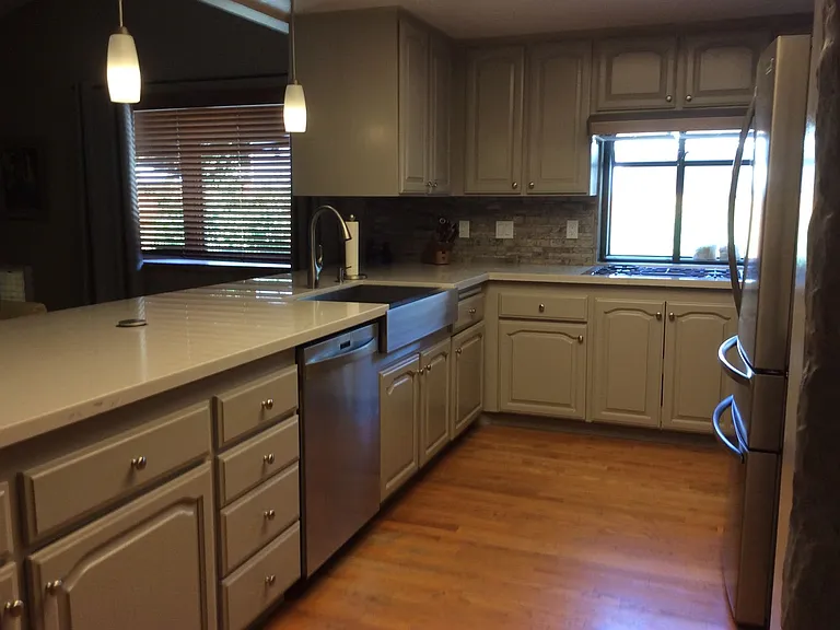 4815 Golden Springs Dr — Photo 3