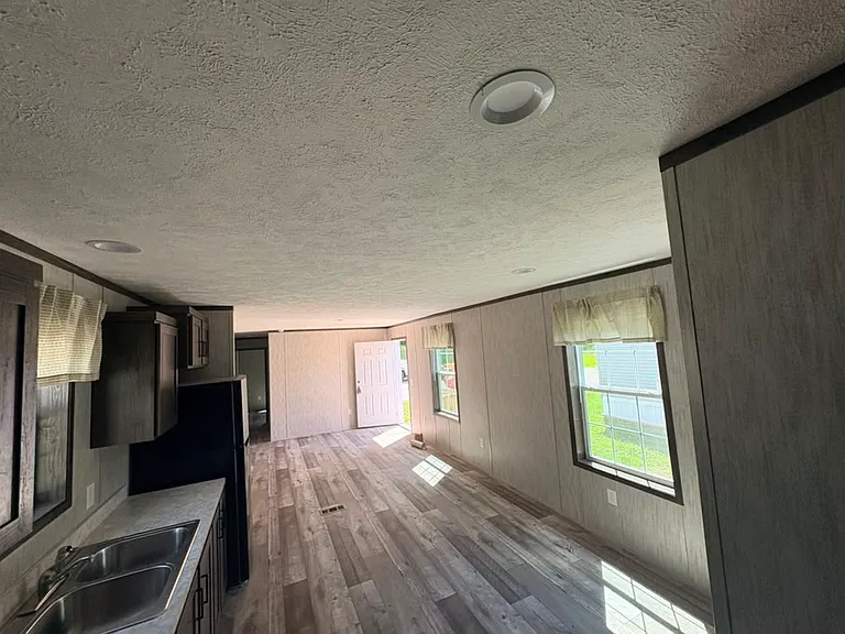 156 Shenango Park Rd #77 — Photo 5