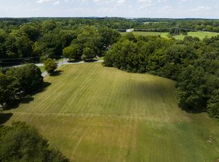 3223 Old Greenbrier Pike, Greenbrier, TN 37073