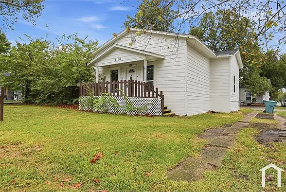 1 bed, 592 sqft, $925 — Photo 2