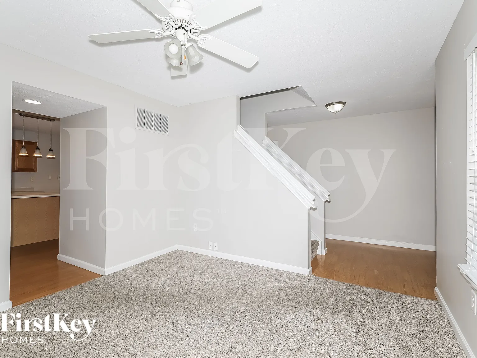 4 bed, 3.0 bath, 2689 sqft, $2,300 — Photo 3
