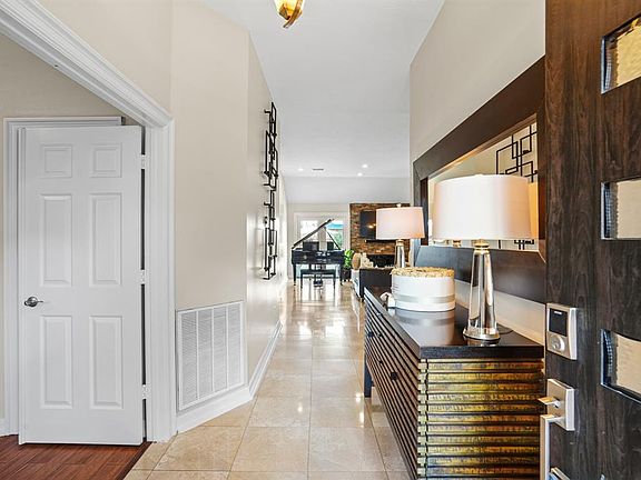 4th image of 1802 Mills Trace Court