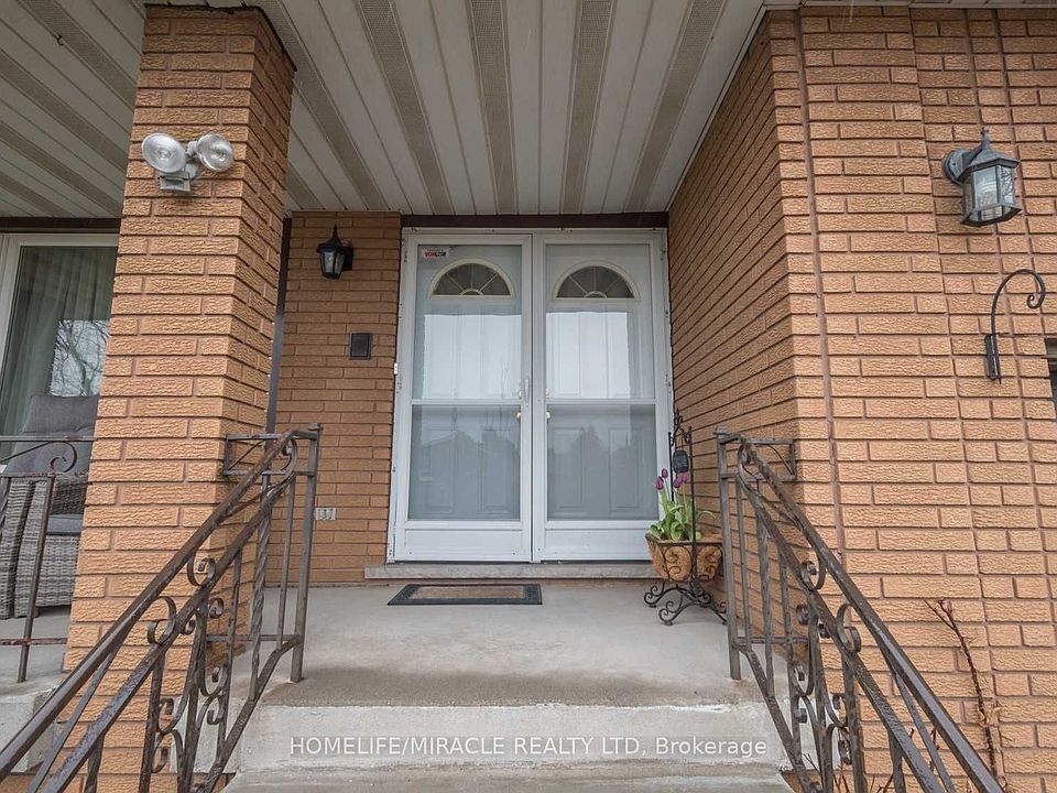 2nd image of 575 Upper Horning Rd
