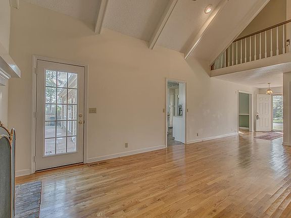 4th image of 1847 James Dr