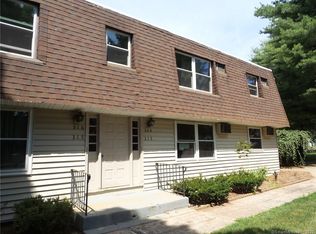 313 Blackstone Vlg #313, Meriden, CT 06450