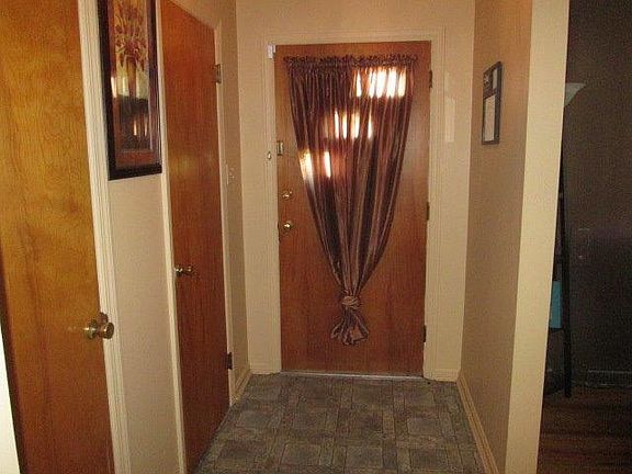 2nd image of 2859 Almester Dr