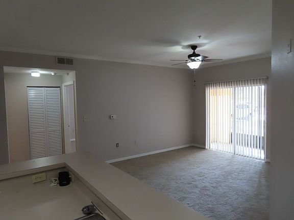 2nd image of 5608 Pinnacle Heights Cir APT 109