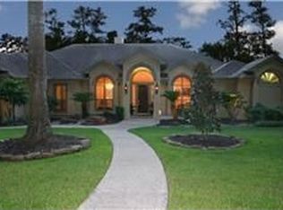 15 Los Encinos Ct, Magnolia, TX 77354