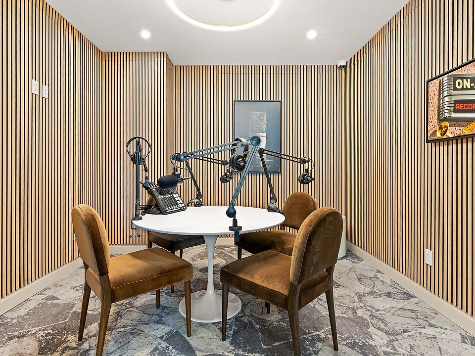 1st image of 532 Neptune Ave #106K