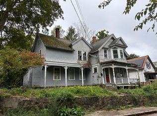 35 Elizabeth St, Norwich, CT 06360