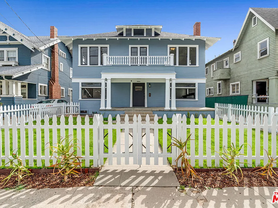 1804 Roosevelt Ave