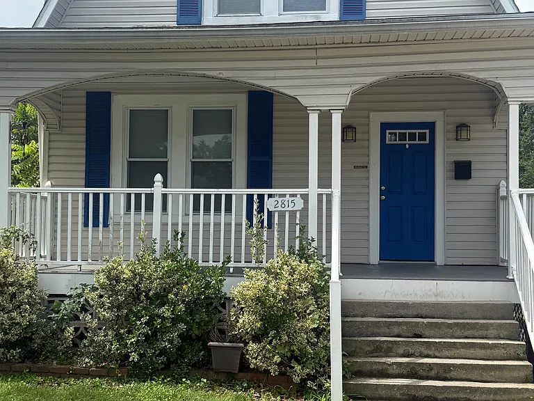 2815 Kildaire Dr — Photo 2