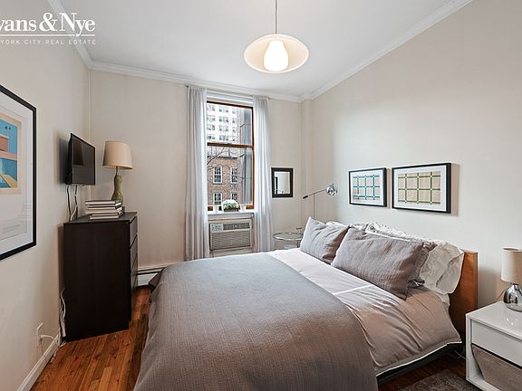 4th image of 358 W 23rd St APT 3E