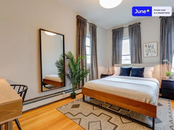 114 Boston St #3A, Dorchester, MA 02125