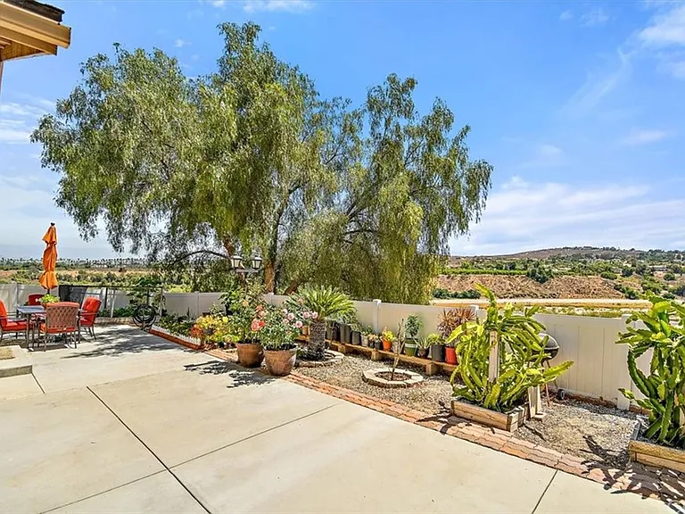14448 Oakley Dr #B — Photo 9