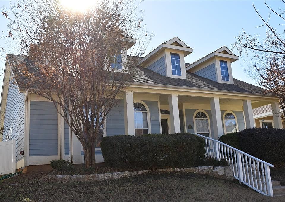 1st image of 9936 Cherry Hill Ln