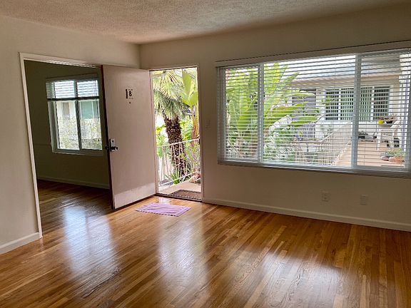 5th image of 3355 Manning Ave APT 8