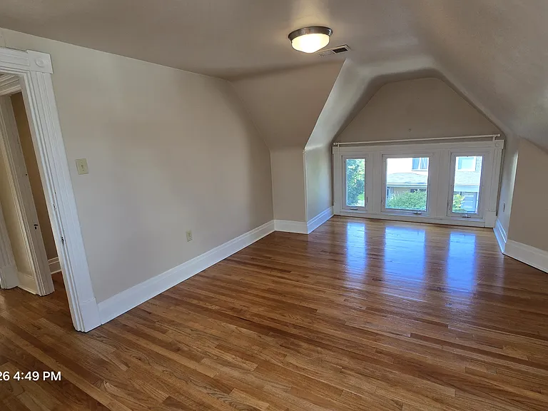 228 3rd St #2 — Photo 33