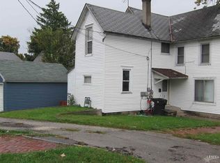 825 Byron St, Huntington, IN 46750