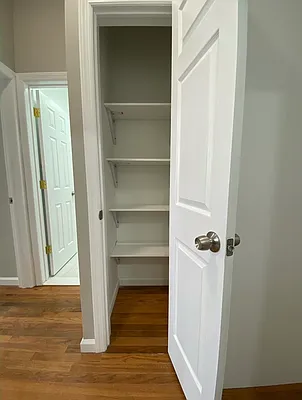 Rented by Peace of Mind Realty | media 22