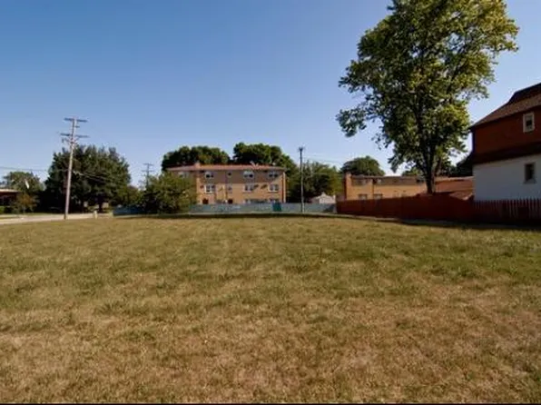 516-20 W Wing St, Arlington Heights, IL 60005