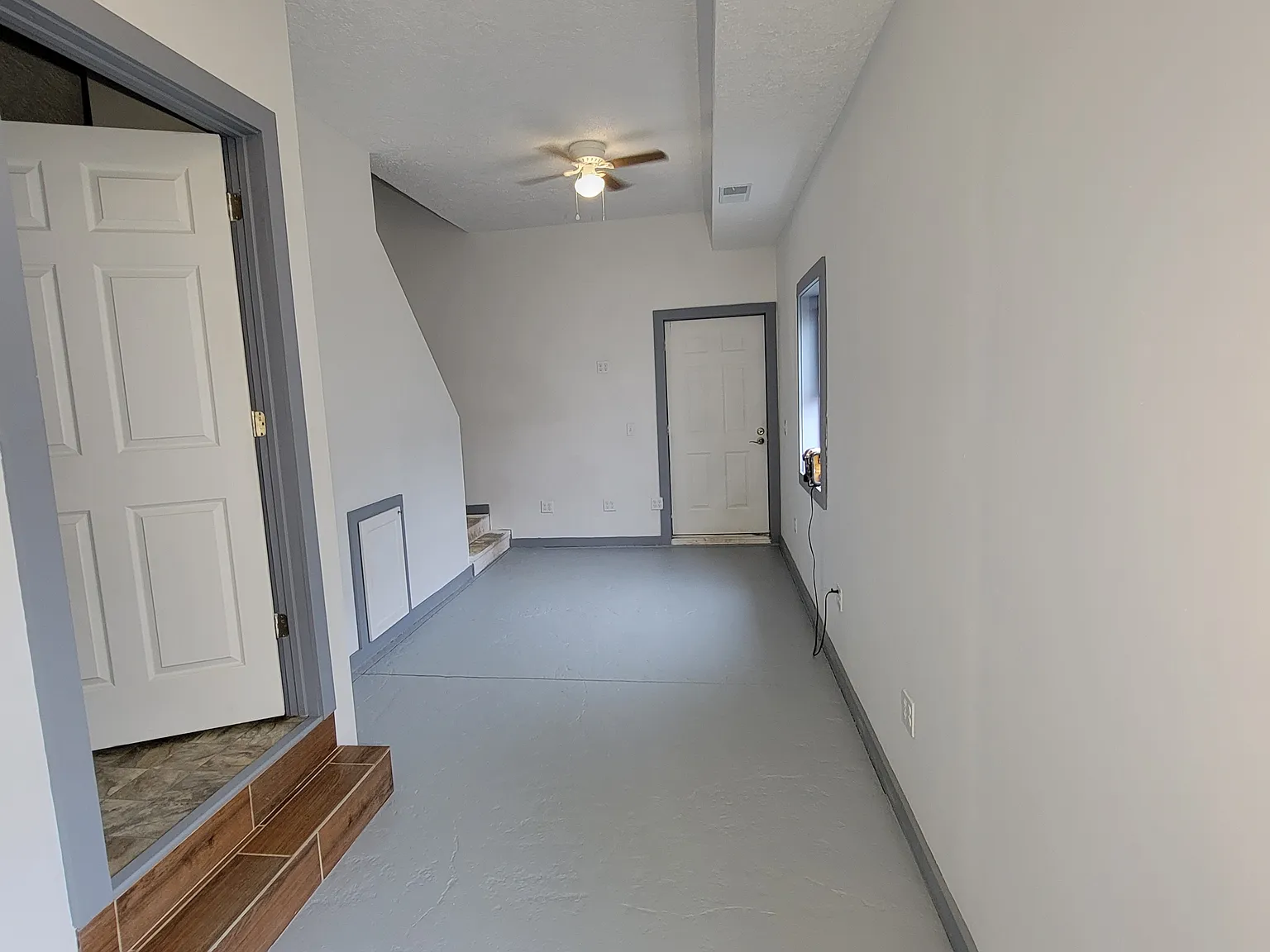 808 East Water Street - B — Photo 3