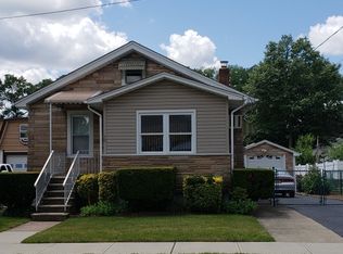70 7th Ave, Hawthorne, NJ 07506