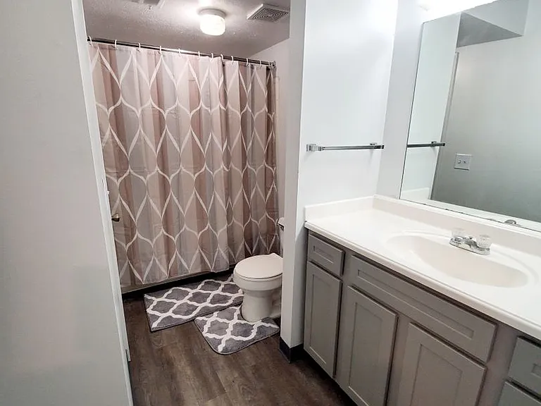 Sugarbush Apartments — Photo 253