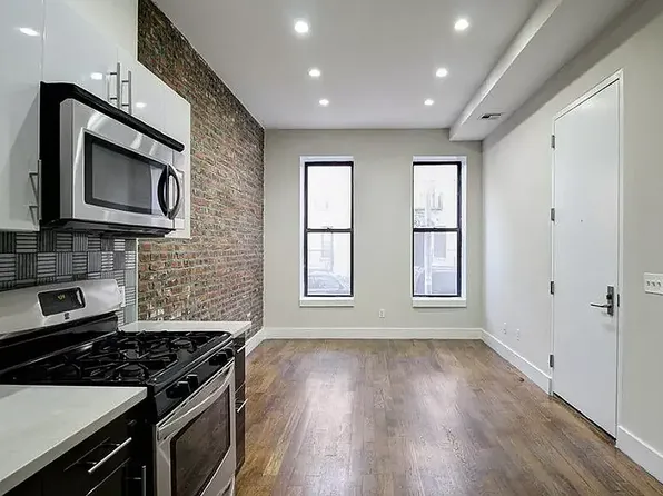 268 Albany Ave APT 4L, Brooklyn, NY 11213