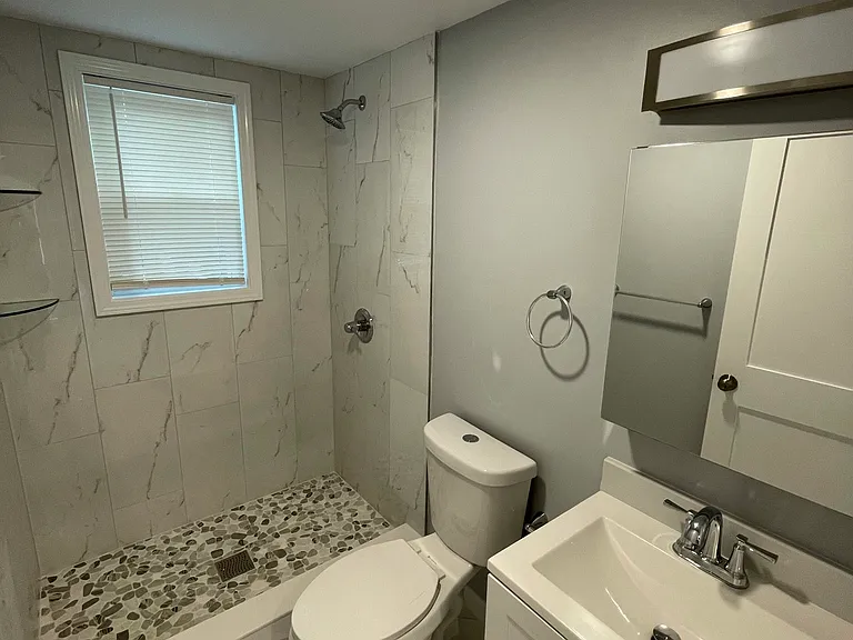 31-33 Raymond Ave #33-2 — Photo 7