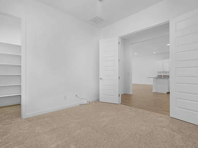 20132 W Catalina Dr — Photo 23