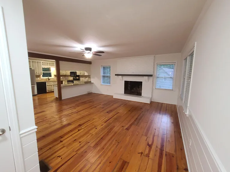 3928 Butterfield Dr NW — Photo 10
