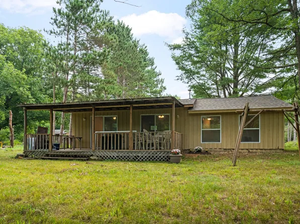 22275 205th Ave, Paris, MI 49338
